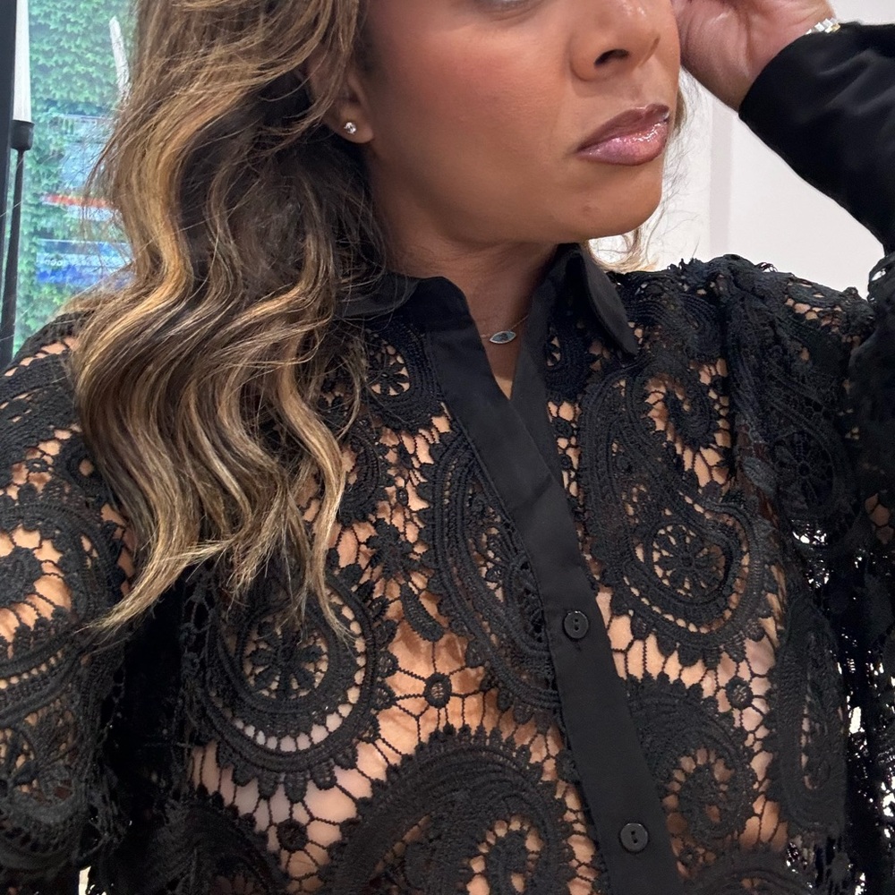 L’Agence Odelia Lace Crop Blouse